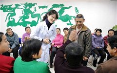 北京社区居委会建立了“心理健康促进室”，并引入了“沙盘疗法”